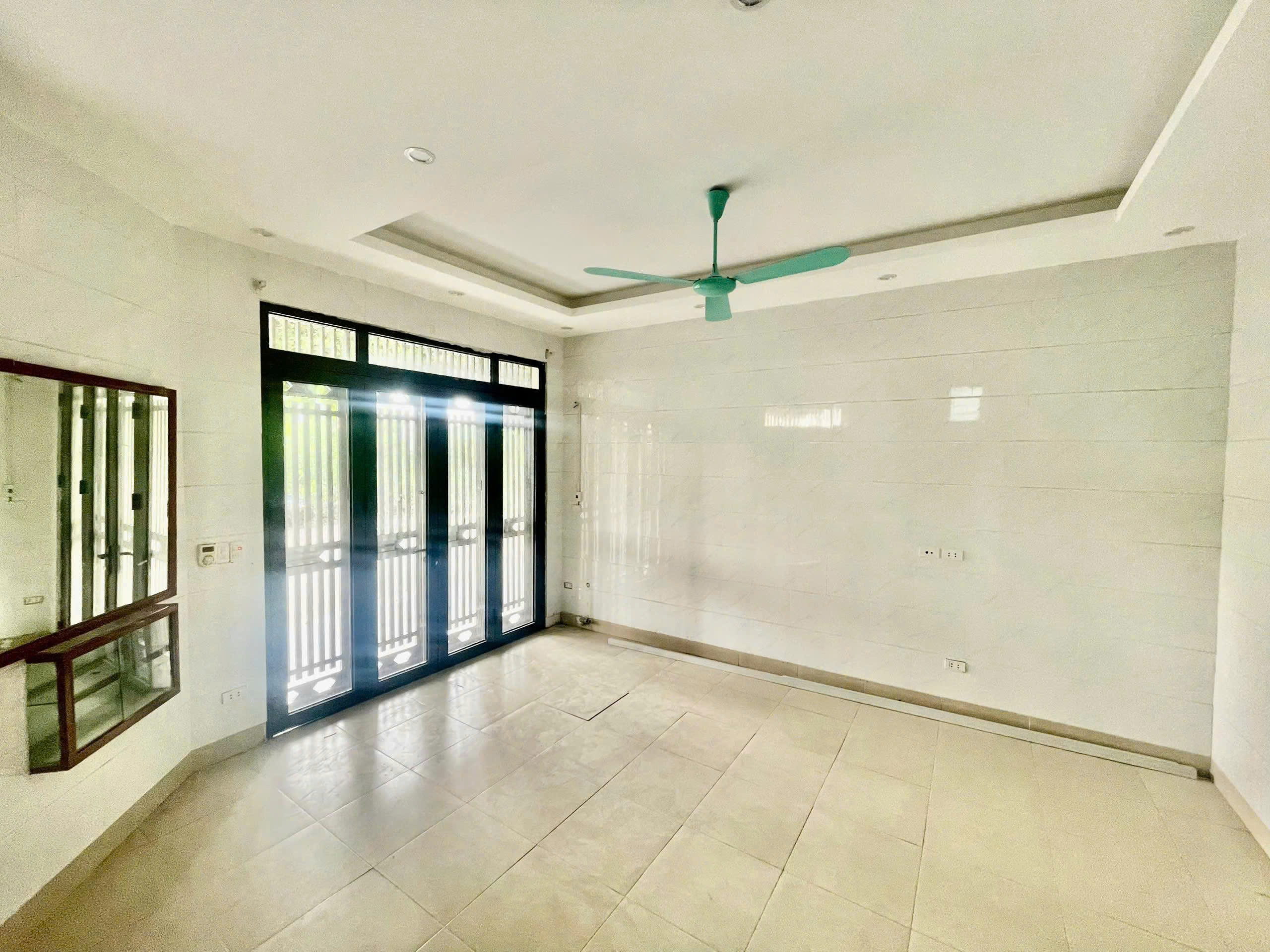 Cho thuê nhà nguyên căn khu Dịch vụ Tây Nam, DTSD 170m2, thông sàn, thang máy 15 Triệu - Ảnh 4